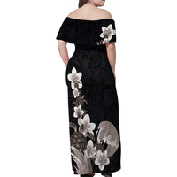 Hawaiian Plumeria and Turtle Family Matching Off Shoulder Maxi Dress and Hawaiian Shirt with Polynesian Tribal Art Pattern Grayscale Color LT03 - Polynesian Pride