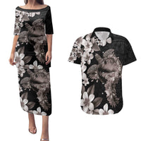 Hawaiian Lei Day Couples Matching Puletasi and Hawaiian Shirt Plumeria and Turtle with Polynesian Tribal Pattern Grayscale Color LT03 Black - Polynesian Pride