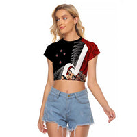 New Zealand Te Matatini Raglan Cropped T Shirt Kapa Haka and Silver Fern - Maori Art Pattern LT03 Female Black - Polynesian Pride