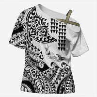Hawaiian Tribal Manta Ray Cross Shoulder Shirt Kakau Tattoo and Polynesian Art Motif Pattern LT03 Female Multicolor - Polynesian Pride