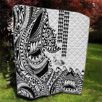 Hawaiian Tribal Manta Ray Quilt Kakau Tattoo and Polynesian Art Motif Pattern