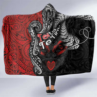 Aotearoa Toitu Te Tiriti Hooded Blanket New Zealand Honour the Treaty - Te Tiriti Is Us LT03 One Size Red - Polynesian Pride