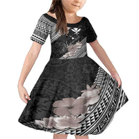Aloha Hawaii Hibiscus and Plumeria Flowers Family Matching Mermaid Dress and Hawaiian Shirt Kanaka Maoli Tattoo Polynesian Pattern Gray Color LT03 Daughter's Dress Black - Polynesian Pride