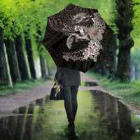 Hawaiian Plumeria and Hibiscus with Turtles Umbrella Polynesian Art Grayscale - Polynesian Pride