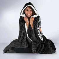Hawaii Aloha Tropical Leaves and Flower Hooded Blanket with Polynesian Art Tattoo Black Color LT03 - Polynesian Pride