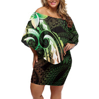 Polynesian Art Tattoo Family Matching Off Shoulder Short Dress and Hawaiian Shirt Plumeria Flowers Green Gradient LT05 Mom's Dress Green - Polynesian Pride