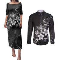 Hawaii Honu Couples Matching Puletasi and Long Sleeve Button Shirt Polynesian Curves Plumeria Grayscale - Polynesian Pride