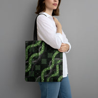 Hawaiian Quilt Tote Bag Pele Hair Hinahina Lei Black Version