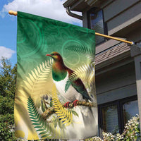 New Zealand Pigeon Kereru Garden Flag Maori Fern Art Green Gradient LT05 - Polynesian Pride