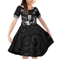 Custom New Zealand Maori Tiki Rugby Family Matching Off Shoulder Short Dress and Hawaiian Shirt Go Aotearoa Maori Pattern LT05 Daughter's Dress Black - Polynesian Pride