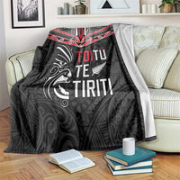 Aotearoa Toitu Te Tiriti Blanket New Zealand Honour The Treaty LT05 Black - Polynesian Pride