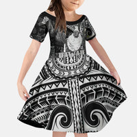 Hawaii King Kamehameha Kid Short Sleeve Dress With Hawaiian Ipu Motifs Black Version