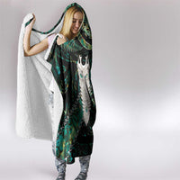 New Zealand Aotearoa Hooded Blanket Maori Tane Te Waiora Paua Shell Glitter Green LT05 - Polynesian Pride