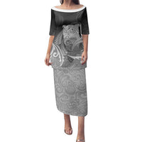 New Zealand Aotearoa Ruru Family Matching Puletasi and Hawaiian Shirt Maori Fern Art Black LT05 Mom's Dress Black - Polynesian Pride
