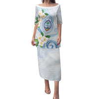 Guam Chamorro Family Matching Puletasi and Hawaiian Shirt Guasali Flowers Curves Style LT05 Mom's Dress Blue - Polynesian Pride