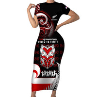 Aotearoa Toitu He Whakaputanga Family Matching Short Sleeve Bodycon Dress and Hawaiian Shirt Toitu Te Tiriti O Waitangi LT05 Mom's Dress Black - Polynesian Pride