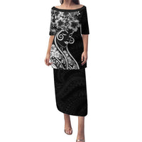 Polynesian Women's Day Family Matching Puletasi and Hawaiian Shirt Black Hibiscus Flowers With Polynesian Pattern LT05 Mom's Dress Black - Polynesian Pride