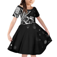 New Zealand Valentine Family Matching Off Shoulder Short Dress and Hawaiian Shirt Aroha Gray Piwakawaka LT05 Daughter's Dress Gray - Polynesian Pride