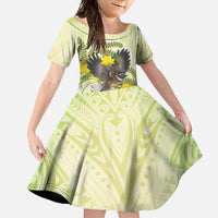New Zealand Piwakawaka Fantail Bird Family Matching Off Shoulder Maxi Dress and Hawaiian Shirt With Kowhai Flowers LT05 Daughter's Dress Green - Polynesian Pride