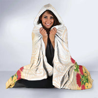 New Zealand Aotearoa Cockatoo Hooded Blanket Maori Pattern With Pohutukawa Flowers LT05 - Polynesian Pride