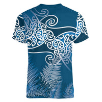Aotearoa Maori Koru Curves Women V-Neck T-Shirt Silver Ferns - Navy Blue