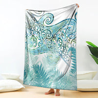Aotearoa Maori Koru Curves Blanket Mossy Paua Shell