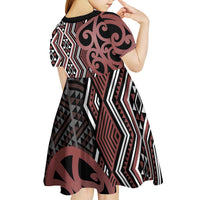 Maori Taniko Patterns Kid Short Sleeve Dress Brown Patiki Motifs Mix Whakairo Ngaru