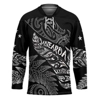 Aotearoa Personalized Lawn Bowls Maori Hockey Jersey New Zealand Black Tribal Silver Fern LT7 Unisex Black - Polynesian Pride