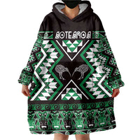 Personalised Taniko Motifs Aotearoa Wearable Blanket Hoodie Waitangi Kowhaiwhai Kiwi - Green LT7 - Polynesian Pride