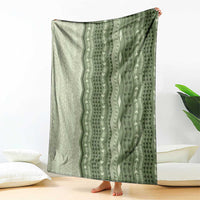 Vintage Sage Green Hawaiian Traditional Kapa Mix Flowers Lei Blanket