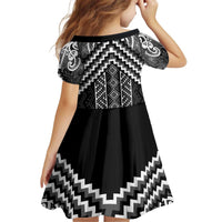 Maori Tukutuku Taniko Motifs Kid Short Sleeve Dress Black Poutama Mix Kowhaiwhai LT7 - Polynesian Pride
