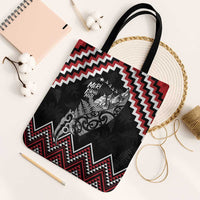 New Zealand Christmas Taniko Poutama Tote Bag Mountainscape Maori Fern LT7 Black Strap One Size Black - Polynesian Pride