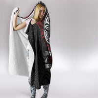 Maori Hongi Toitu Te Tiriti Hooded Blanket Tangata Tiriti Stand With Tangata Whenua LT7 - Polynesian Pride