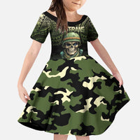 Veterans Day Family Matching Off Shoulder Maxi Dress and Hawaiian Shirt War Never Leaves A Veteran Proud Military LT9 Daughter's Dress Black - Polynesian Pride