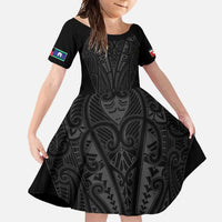 Queensland Maori Rugby Nga Hau e Wha Family Matching Summer Maxi Dress and Hawaiian Shirt Black Motif LT9 Daughter's Dress Black - Polynesian Pride