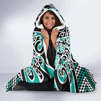 Turquoise Aotearoa Tukutuku Manawa Tapu Hooded Blanket Ta Moko Toi Maori LT9 - Polynesian Pride
