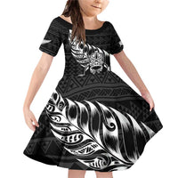 New Zealand Rugby Warrior Custom Family Matching Off Shoulder Short Dress and Hawaiian Shirt Black Fern Taniko Motif LT9 Daughter's Dress Black - Polynesian Pride