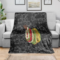 Hawaii Lei Kamehameha Blanket Ele'ele Seamless Pattern Hibiscus Flower