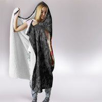 Hawaii Lei Kamehameha Hooded Blanket Ele'ele Seamless Pattern Hibiscus Flower