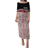 Personalised Toitu Te Tiriti Aotearoa 1840 Family Matching Puletasi and Hawaiian Shirt Red Kowhaiwhai Puhoro LT9 Mom's Dress Black - Polynesian Pride