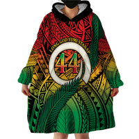 Personalised Vanuatu Yumi 44th Indipendens Dei Wearable Blanket Hoodie Vanuatuan Broad Tusk with Polynesian Tribal LT9 - Polynesian Pride