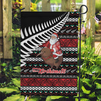New Zealand Kiwi Santa Christmas Garden Flag He Wairua Kirihimete LT9 Garden Flag Black - Polynesian Pride