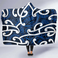 Aotearoa Maori Kowhaiwhai Hooded Blanket Kikorangi Puhoro and Patiki