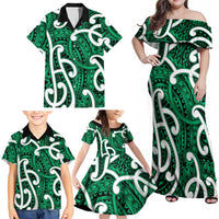 Aotearoa Maori Kowhaiwhai Family Matching Off Shoulder Maxi Dress and Hawaiian Shirt Kakariki Puhoro and Patiki LT9 - Polynesian Pride