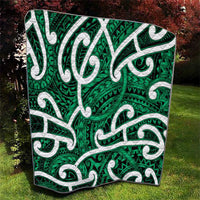 Aotearoa Maori Kowhaiwhai Quilt Kakariki Puhoro and Patiki