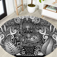 New Zealand Taiaha Maori Round Carpet Kiwikiwi Minimalist Silver Fern Tukutuku Motif LT9 White - Polynesian Pride