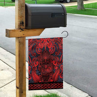 New Zealand Taiaha Maori Garden Flag Whero Minimalist Silver Fern Tukutuku Motif