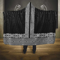 New Zealand Maori Kowhaiwhai Hooded Blanket Pango Maui and Mangopare LT9 - Polynesian Pride