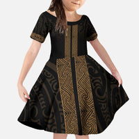 New Zealand Maori Kowhaiwhai Family Matching Off The Shoulder Long Sleeve Dress and Hawaiian Shirt Parauri Maui and Mangopare LT9 Daughter's Dress Brown - Polynesian Pride