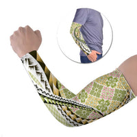 Aloha Vintage Palaka Floral Hawaiian Quilt Arm Sleeves Omaomao Motif LT9 Set of 2 Lime - Polynesian Pride